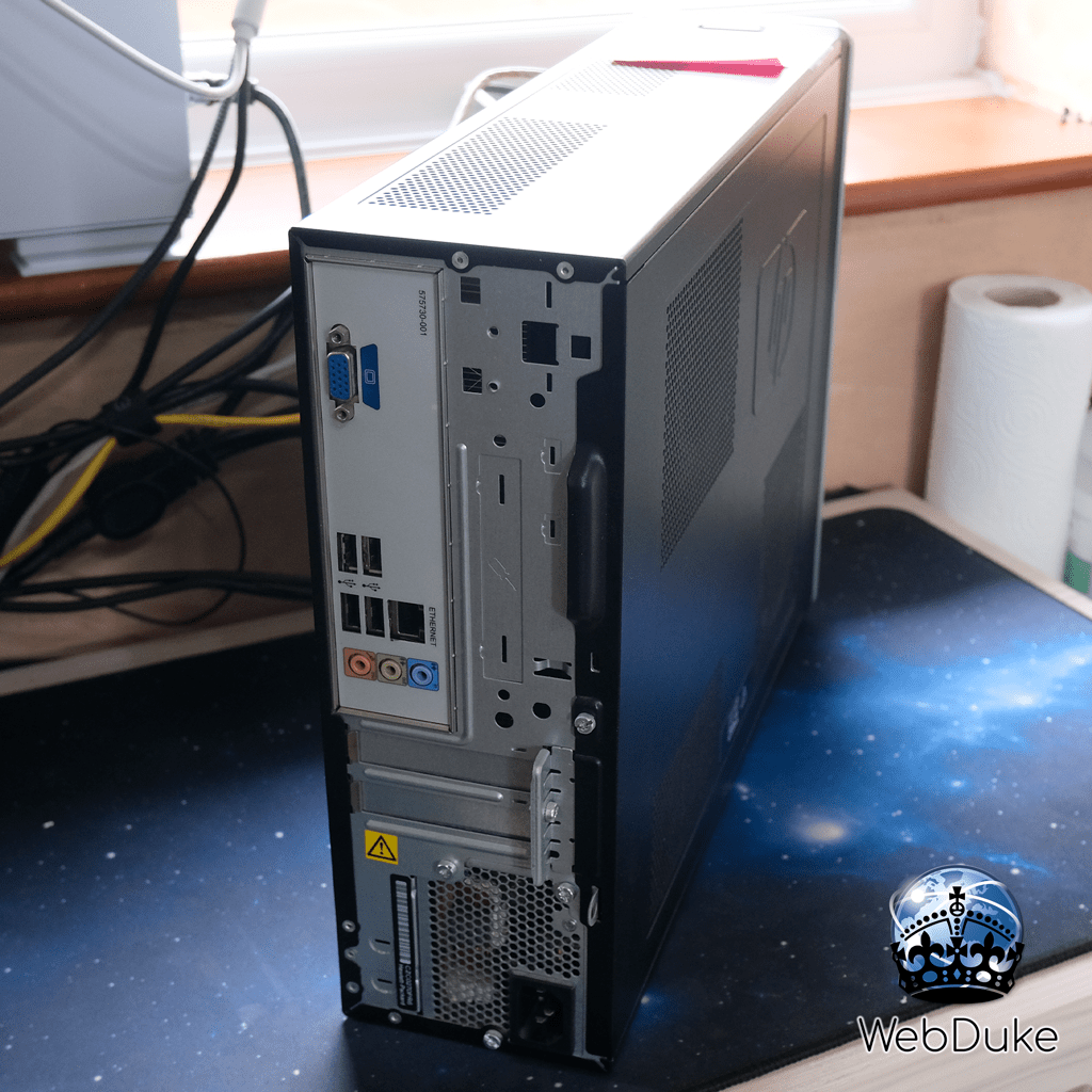 SERVEUR FUJITSU TX1310 M1 INTEL XEON E3-1226 V3 3,30 GHZ 8 Go RAM et SERVEUR FUJITSU TX1310 M1 INTEL XEON E3-1226 V3 3,30 GHZ 8 Go RAM et